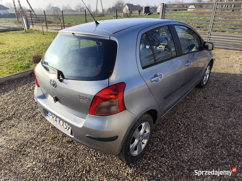 2006 Toyota Yaris 13 benzyna manualna Yaris