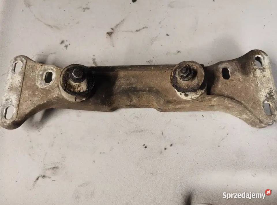 Łapa mocowanie podpora skrzyni biegów BMW e39 osobowe Pozostałe Żory