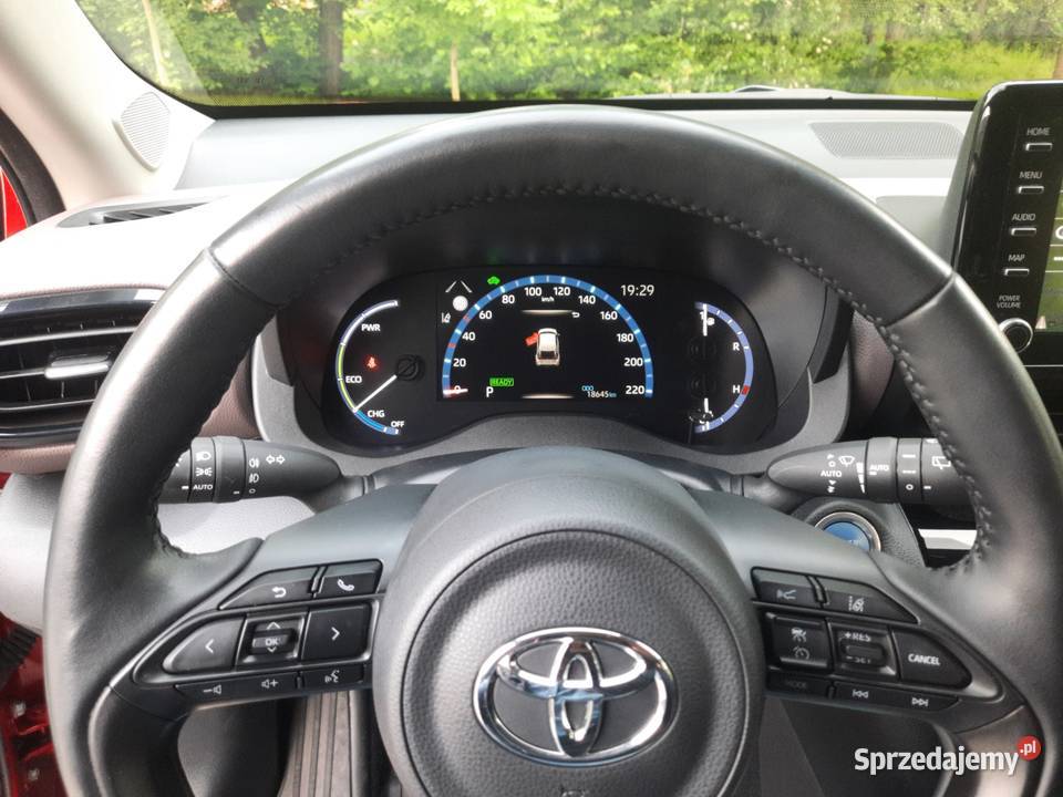 Toyota Yaris Cross Hybrid 15 Executive 130 18tkm czujnik deszczu Jaśkowice