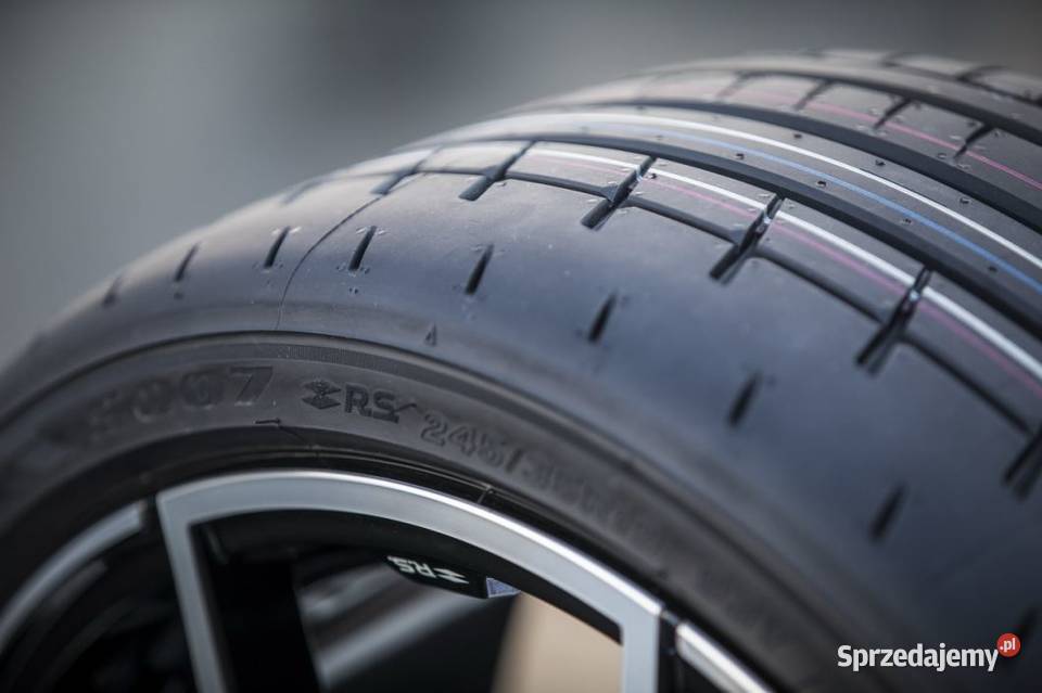 Bridgestone Potenza S007 24535R19 Renault Megane 35