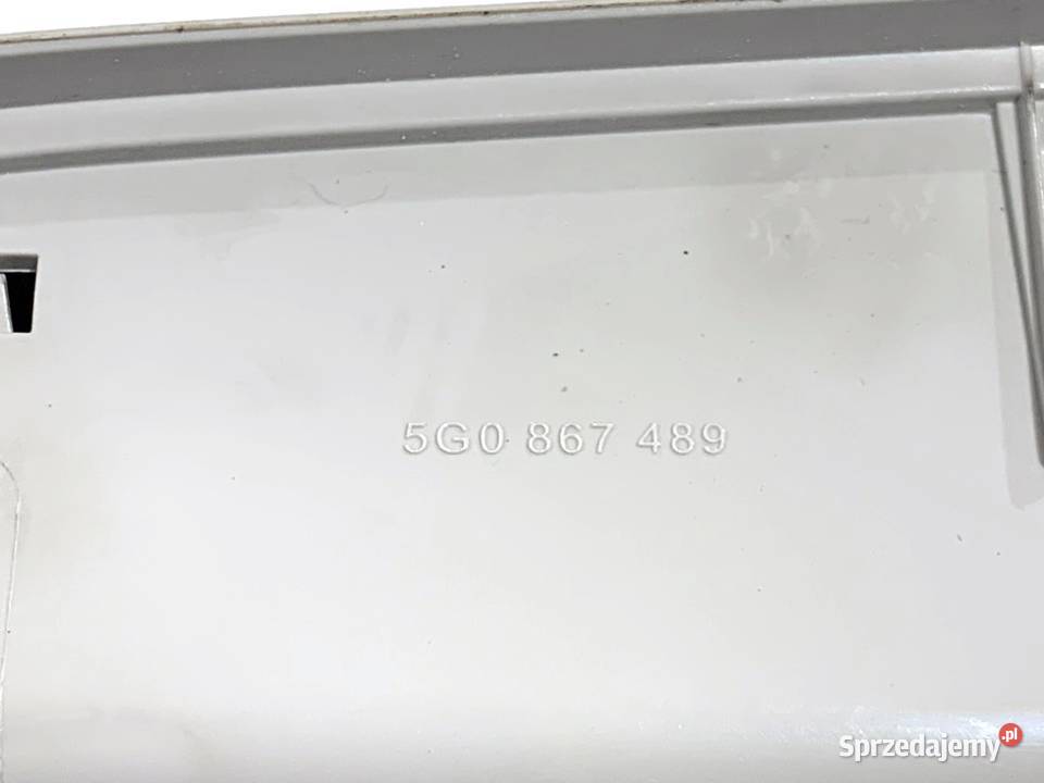 LAMPKA SUFITOWA VW GOLF VII 5G0868837 Hatchback