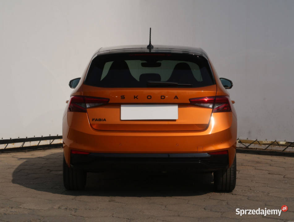 Skoda Fabia 10 TSI tempomat