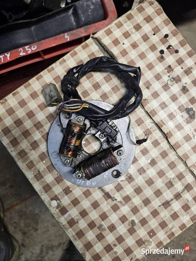 Yamaha DT 80 lc2 iskrownik stoją alternator Jelenia Góra sprzedam