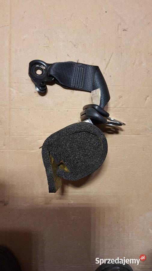 PASY BEZPIECZEŃSTWA KOMPLET TYŁ TOYOTA YARIS III Brzesko sprzedam