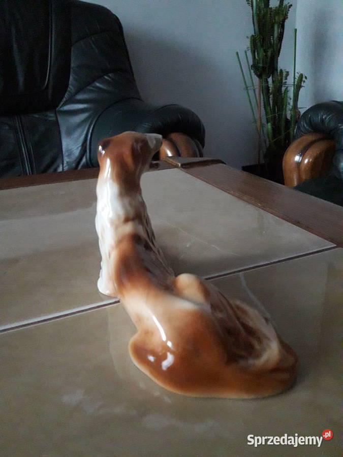 Royal Dux porcelanowy pies Chart Czechosłowacja Janów Lubelski sprzedam