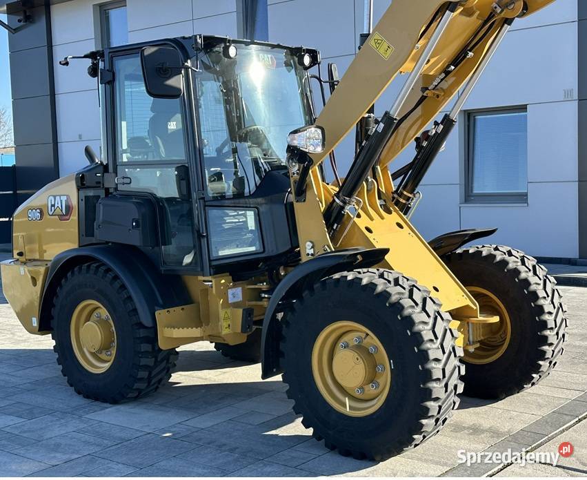 ŁADOWARKA KOŁOWA CATERPILLAR 906 Pozostałe Tuliszków