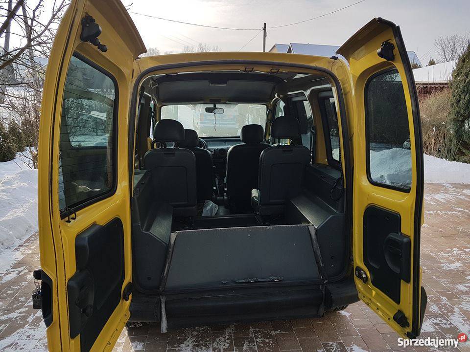 Auto do przewozu osoby niepełnosprawnej na wózku Samochody osobowe Strzyżów