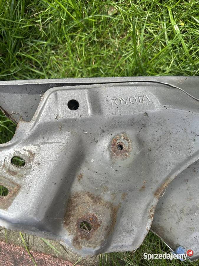Toyota Celica błotnik przód lewy Koronowo