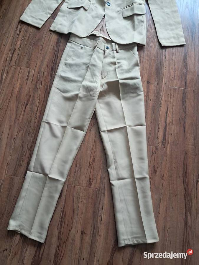 Nowy chłopięcy garnitur w kolorze szampana chyba świętokrzyskie Sandomierz sprzedam