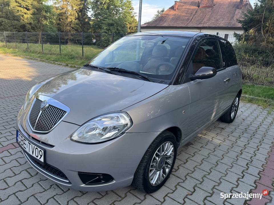Fiat 500Lancia Ypsilon14 16vPlatinum Climatronik Motoryzacja Stary Sącz