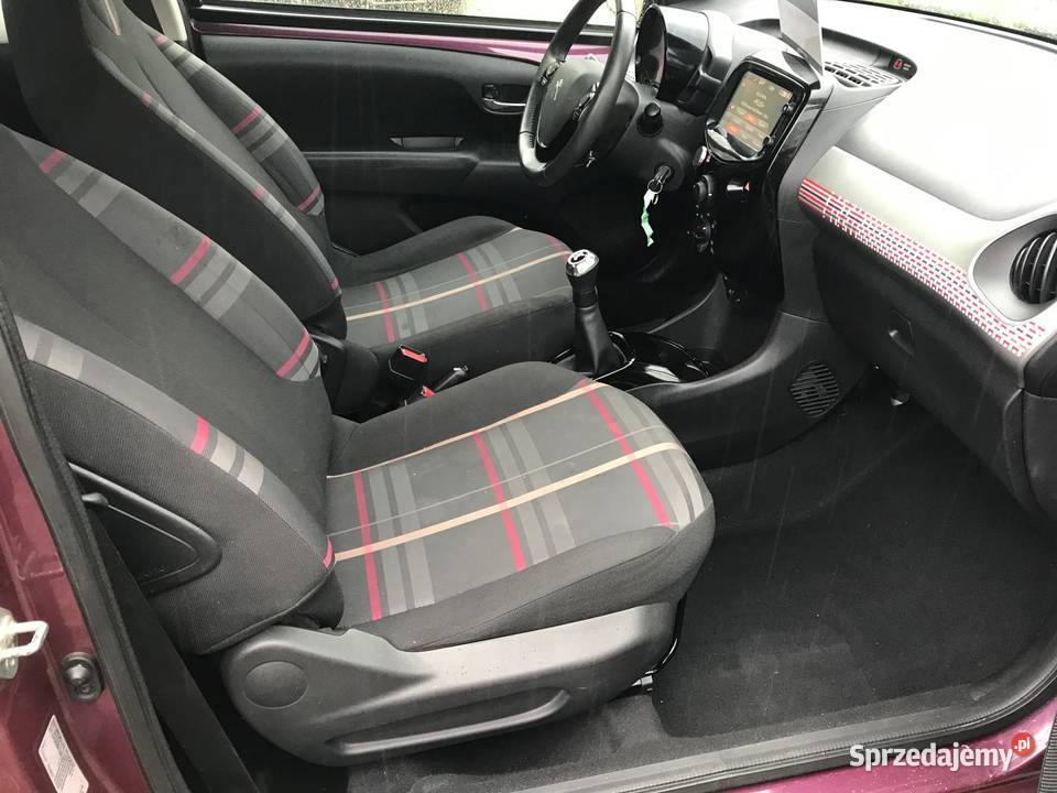 Navi kamera bluetooth ładny zadbany Rok produkcji 2014 Samochody osobowe