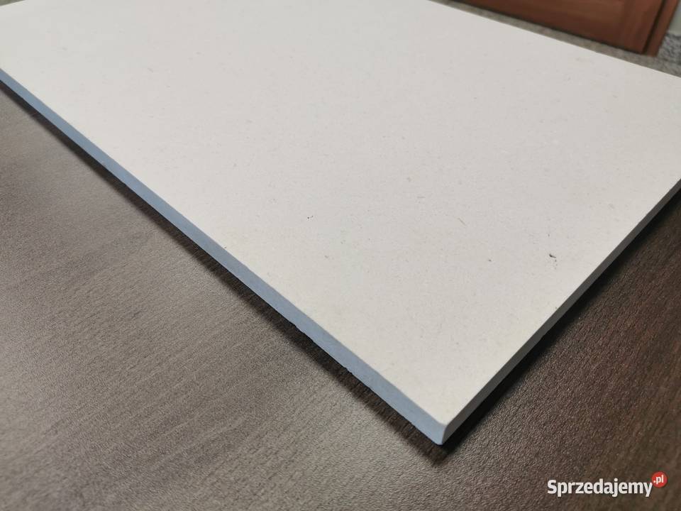 Płytki marmurowe PRELA BEIGE pasy 1 poler podkarpackie