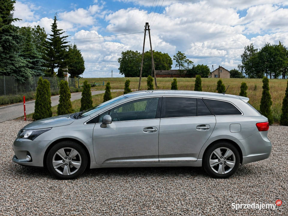 Toyota Avensis III 2009 Sadlno