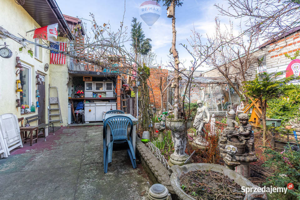 6 pokoi ogród i garaż na 3 auta Pajęczno sprzedam