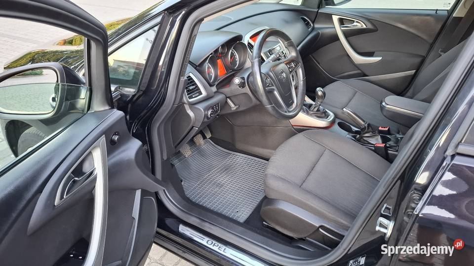 OPEL ASTRA J 14 TURBO stan sprowadzony Jarosław