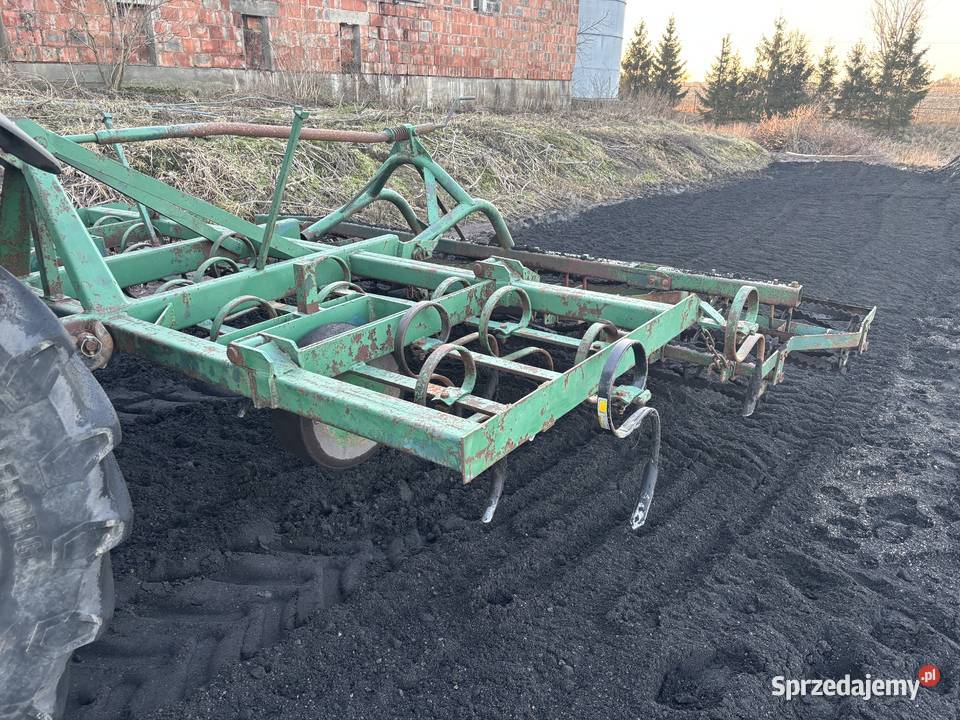 Agregat uprawowy przedsiewny 360 Chlebno