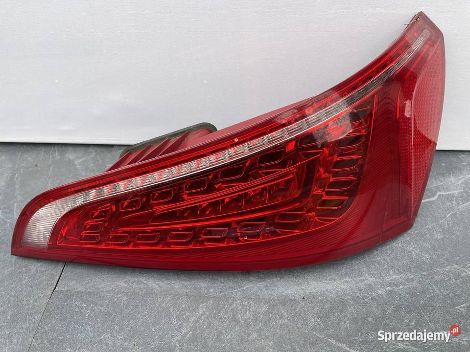 AUDI Q5 LED PRAWA LAMPA TYŁ Ostroróg