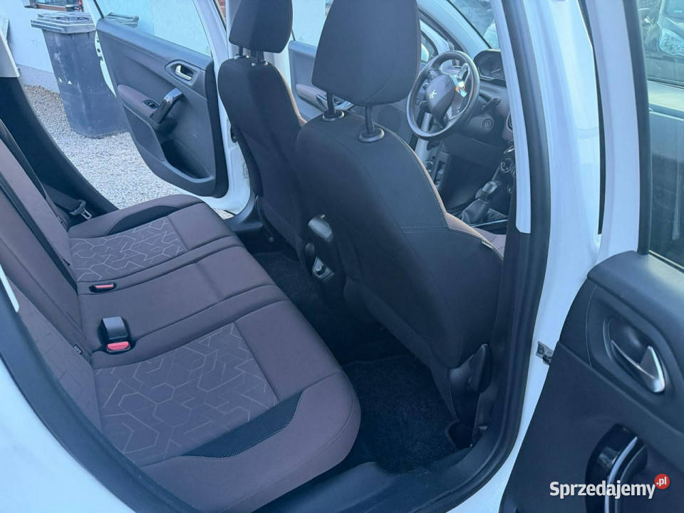 Peugeot 2008 klima zarejestrowany gwarancja I benzyna Zbąszyń sprzedam