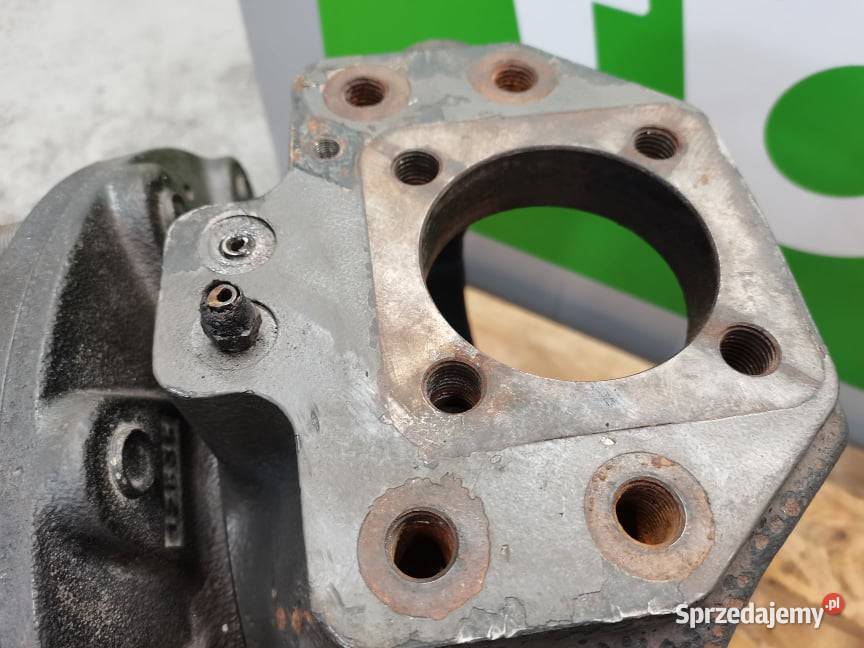 Zwrotnica Claas Axion 840 Carraro wielkopolskie