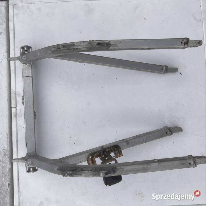 stelaż wspornik mocowanie Suzuki GSXR 600 SRAD