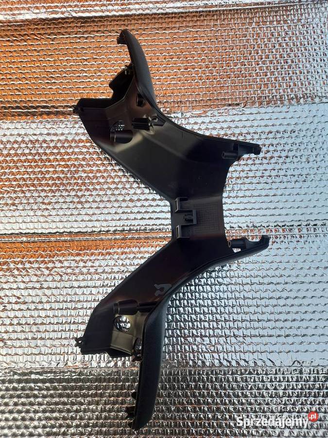 Piaggio mp3 530 obudowa kierownicy Marcinkowice