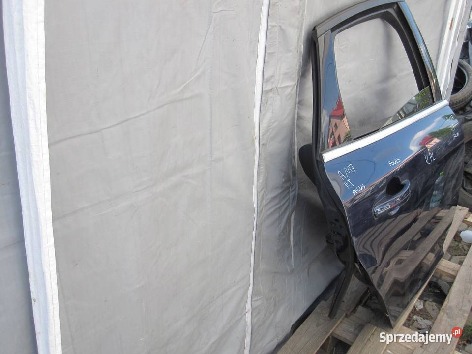 FORD FOCUS MK3 III 12r drzwi prawe tył kompletne