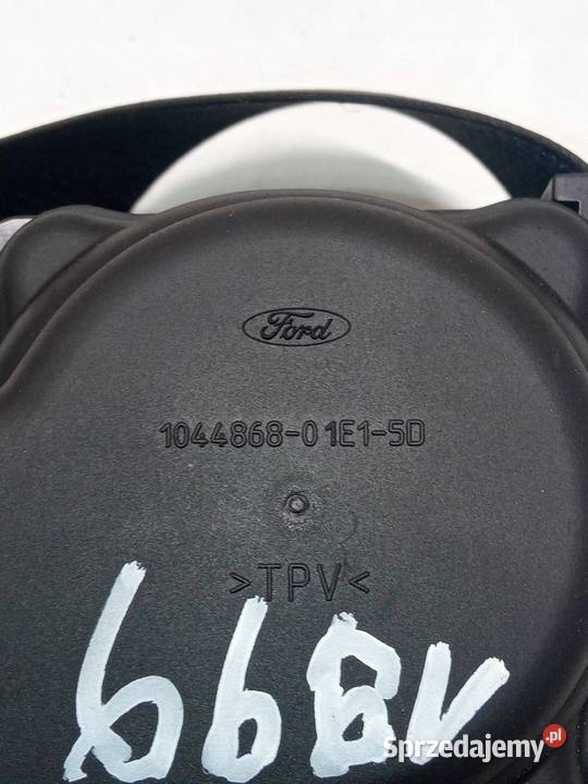 PAS BEZPIECZEŃSTWA ŚRODKOWY TYŁ II RZĄD Ford świętokrzyskie