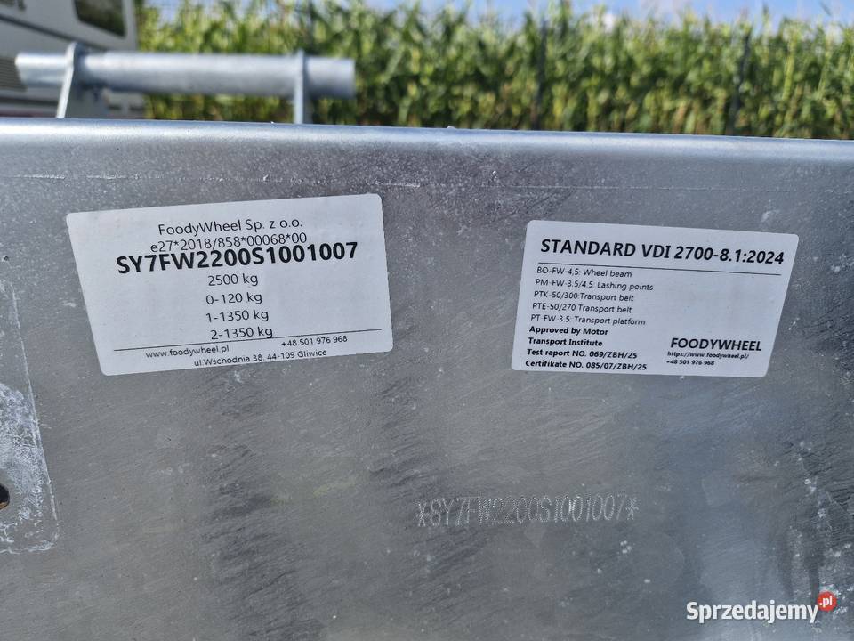 Sprzedam ładną laweta 2025 2500 dmc Radziejów