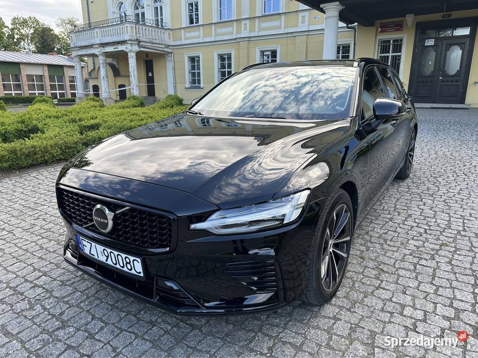 Volvo V60 Plus Dark Recharge PlugIn Hybrid AWD Sulechów