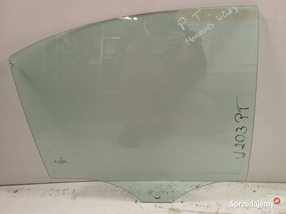 Szyba Drzwi Prawych Tylnych Mercedes Cclass W203 osobowe Bralin
