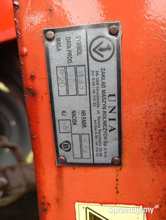 Pług 41 Tur Unia nieuszkodzony Pługi Maszyny rolnicze łódzkie