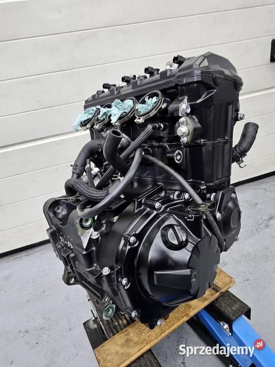KAWASAKI Z 900 Z900 2024 SILNIK GWARANCJA KAPA Nowy Tomyśl