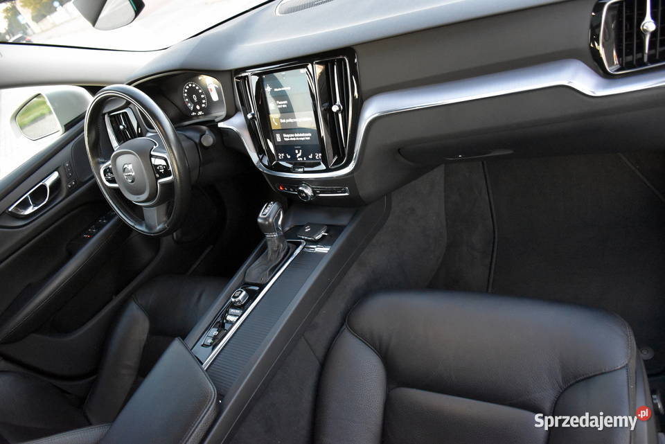 Volvo S60 III T6 AWD MOMENTUM Pro 20Turbo 310 światła do jazdy dziennej łódzkie Zduńska Wola