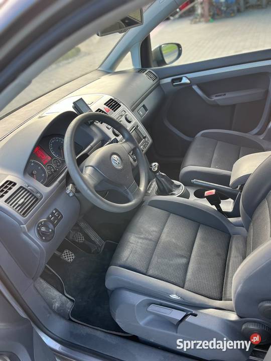 Volkswagen Touran BMM 20 TDI 140 Rok produkcji 2010 Uniejowice
