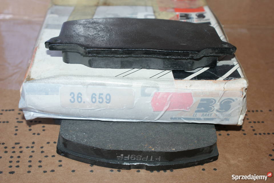 KLOCKI HAMULC TOYOTA CAMRY 8792 Z CZUJ ABS 36729 osobowe Białobrzegi