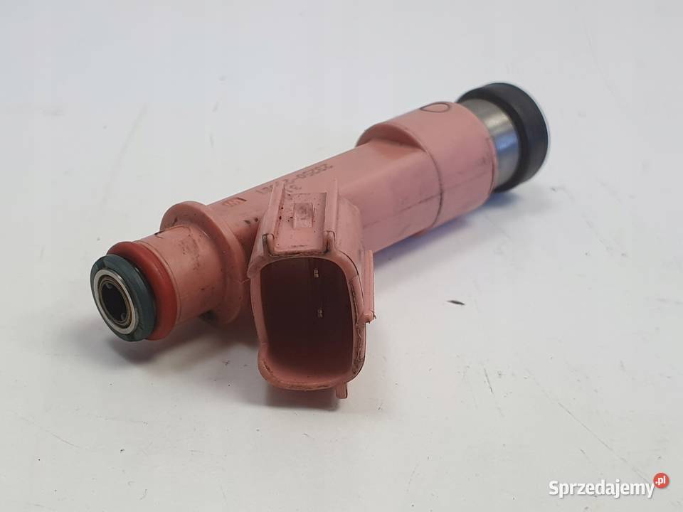 WTRYSKIWACZ Toyota Yaris III 15 HYBRID wtrysk