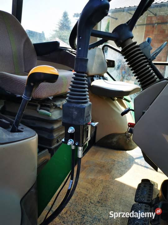 Ładowacz Czołowy z Montażem nieuszkodzony Gdańsk