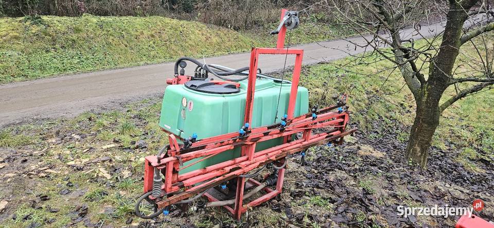 Opryskiwacz Bury P046 400L 12M Polowy Zawieszany Roztylice