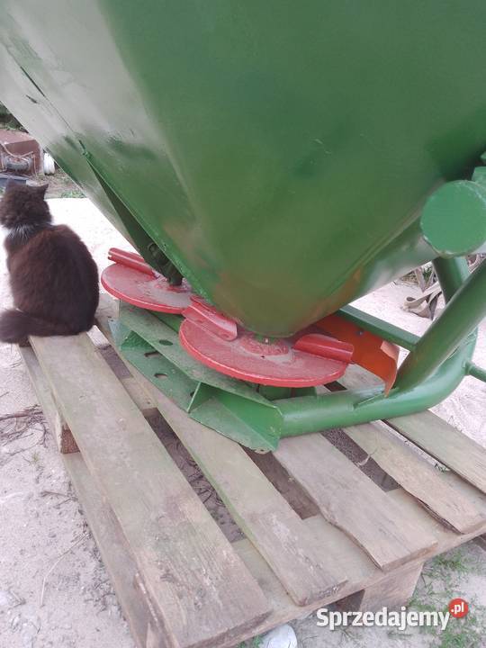 Rozsiewacz do nawozów sprzedam