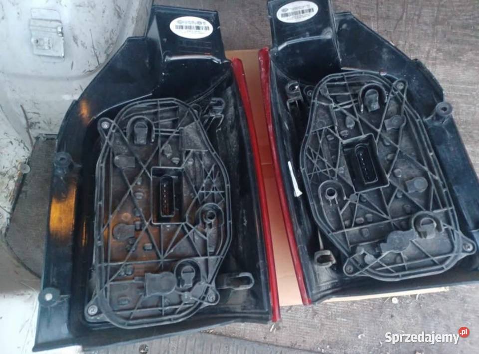 Lampy tył VW t6 skrzydełka T5 t6 dostawcze Dobiegniew
