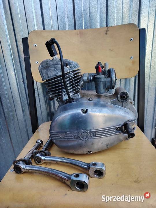 Silnik komar sztywniak na pedały