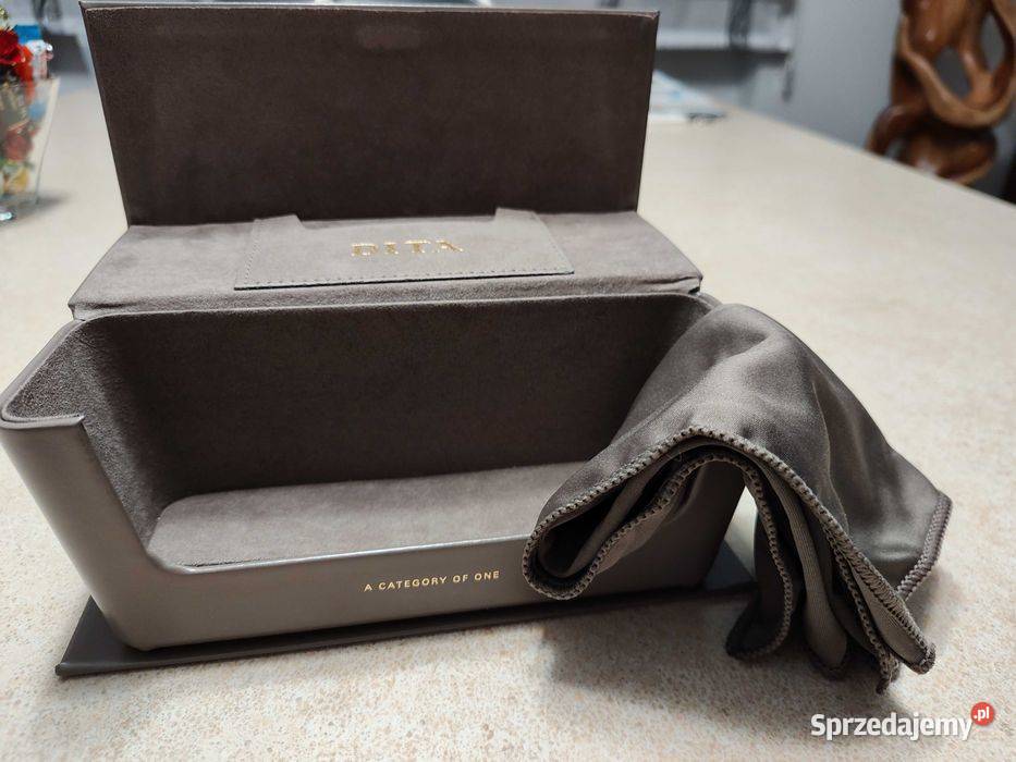 Futerał na okulary Dita Okulary Kryniczno