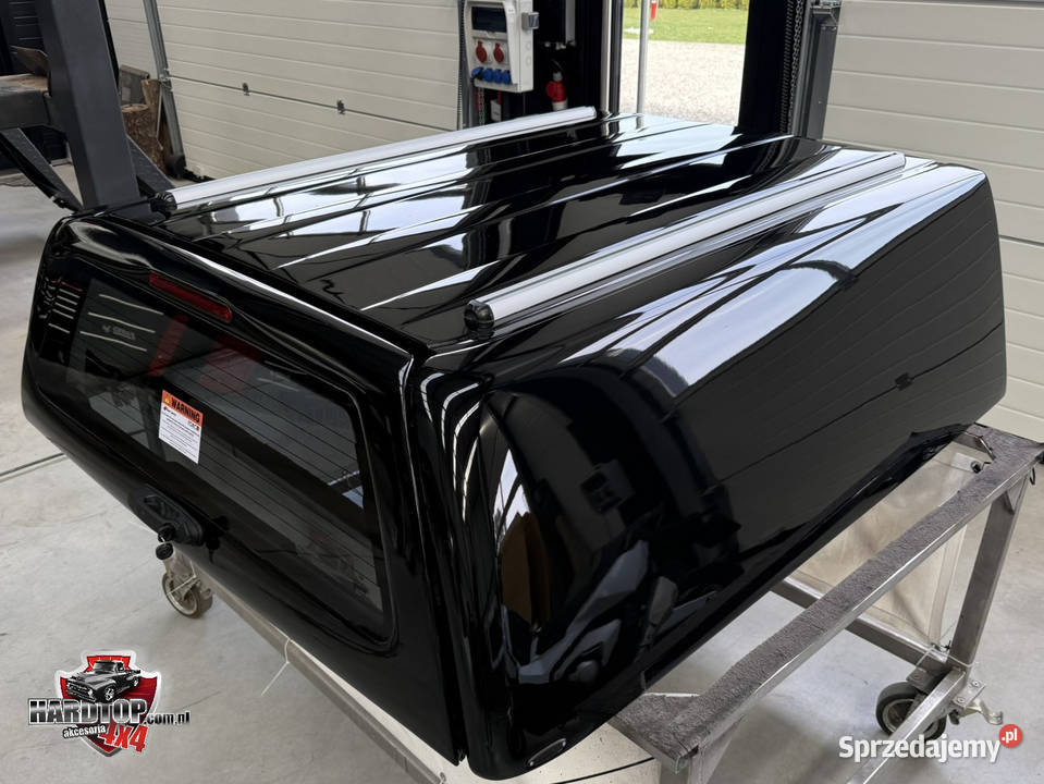 Zabudowa paki Hardtop Nissan Navara NP300 Boki Pasłęk sprzedam