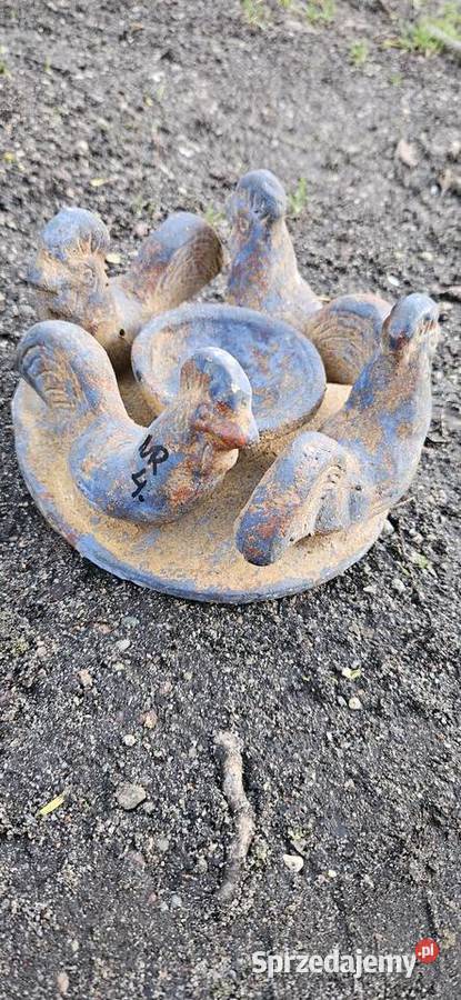 Stare metalowe zabytkowe poidełko ptaków Barlinek