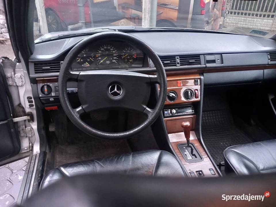 Sprzedam Mercedesa W 124coupe 30 automat 3000cm3 Opole