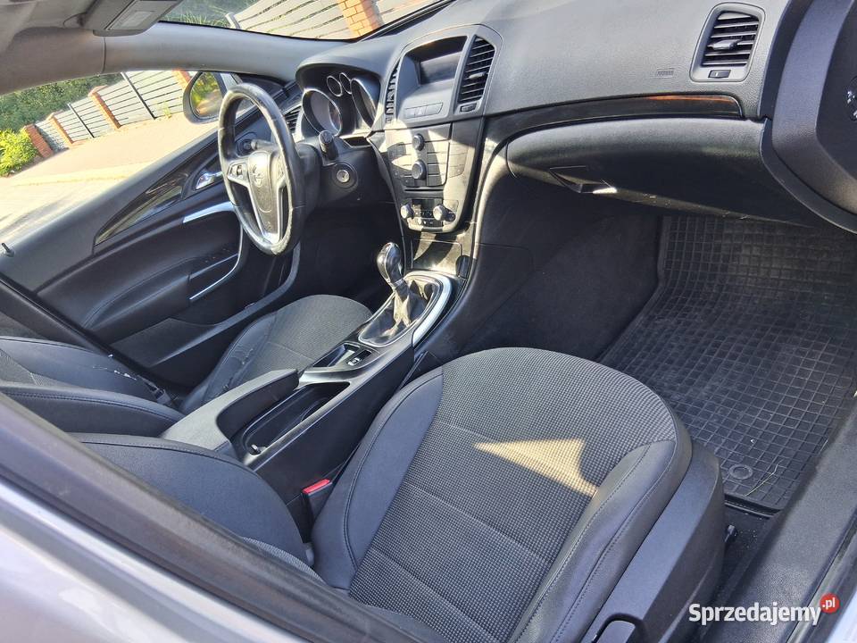 Opel Insignia 2010r 18 Lpg 6 Biegowy Rok produkcji 2010 Poniatowa sprzedam
