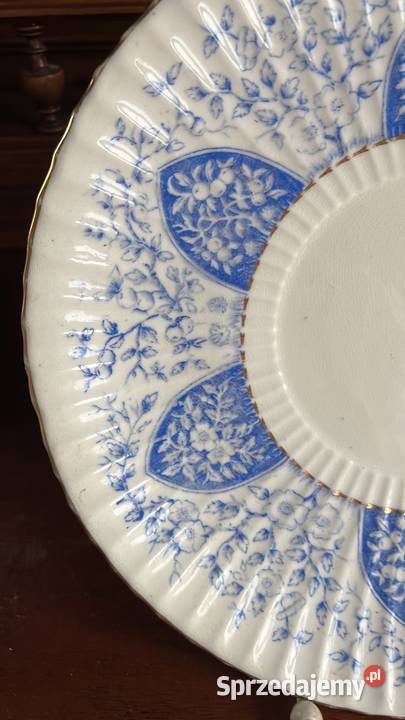 Patera biała porcelana niebieski dekor Sygnatury