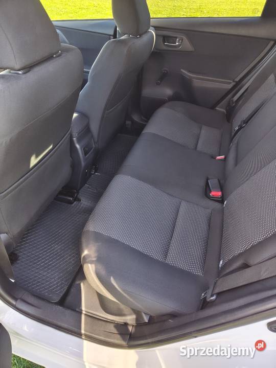 Toyota Auris gniazdo AUX Auris Regimin