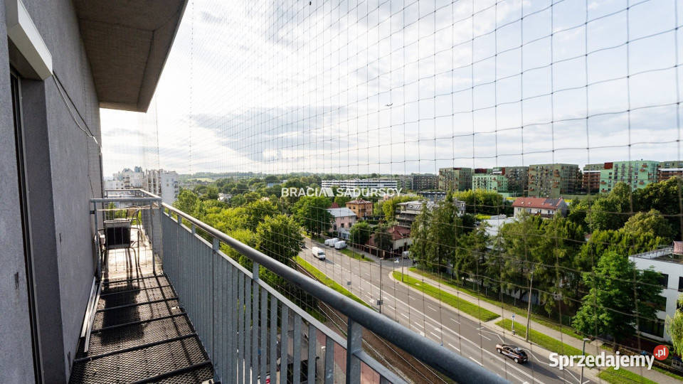 Mieszkanie 7621m2 3 pokoje Kraków Armii Krajowej małopolskie