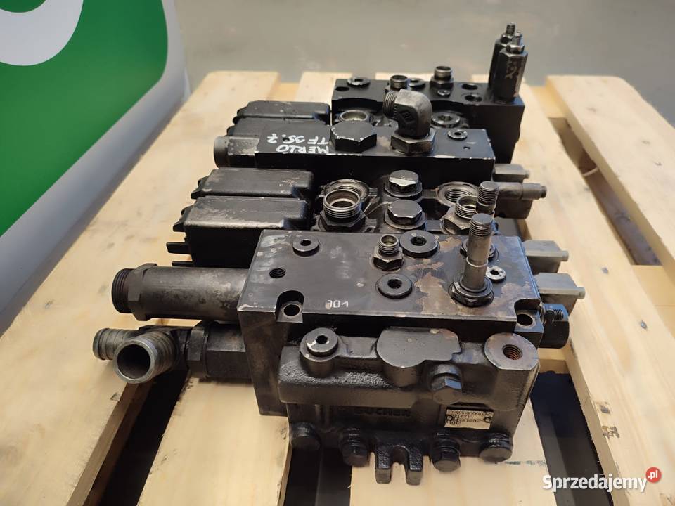 Rozdzielacz hydrauliczny BUCHER 52342209 Merlo wielkopolskie Wilkowo sprzedam